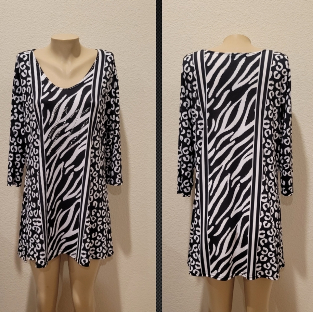 🆕️Valentina Blk/Wht Zebra Bling Tunic XL - Picture 4 of 11